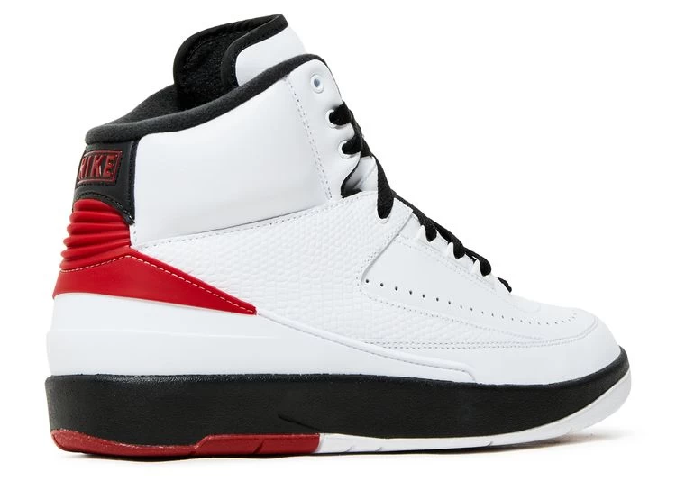 Air Jordan 2 Retro 'Chicago' 2022 - Image 3