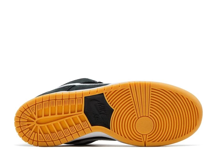 Nike Dunk Low SB 'Black Gum' - Image 4